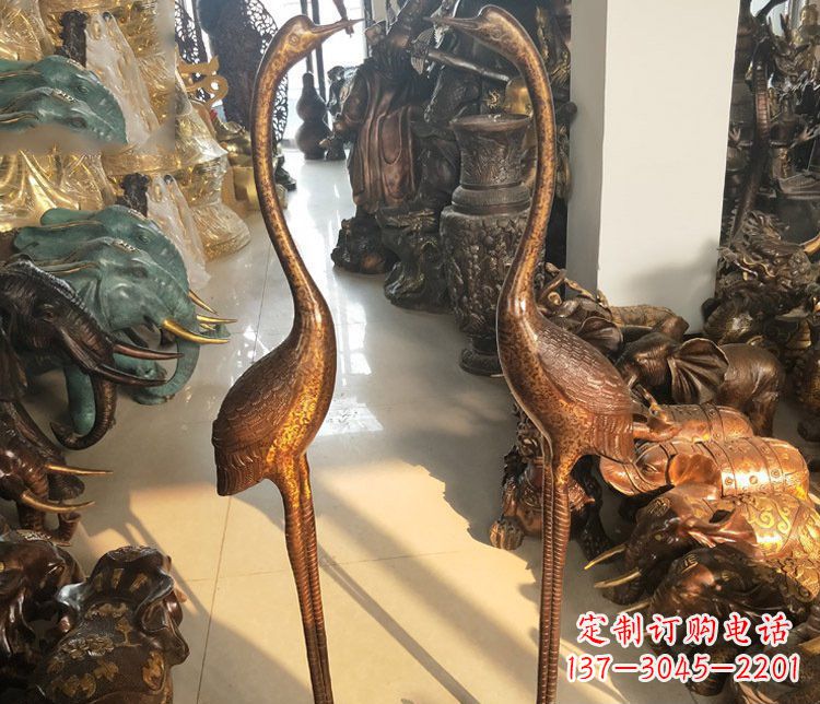 泸州铜雕仙鹤踩龟雕塑摆件