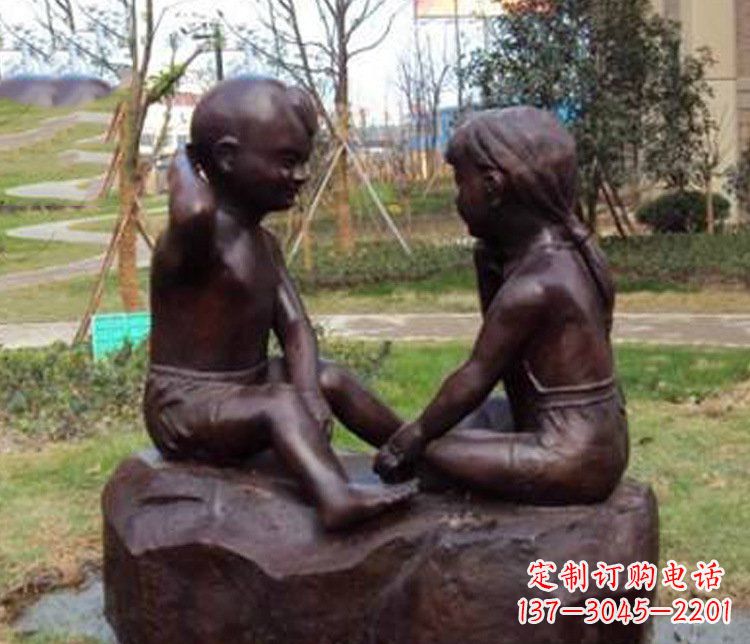 泸州铜雕小区玩游戏儿童雕塑