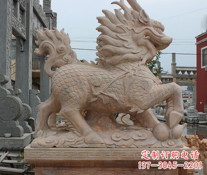 泸州晚霞红古代神兽麒麟石雕