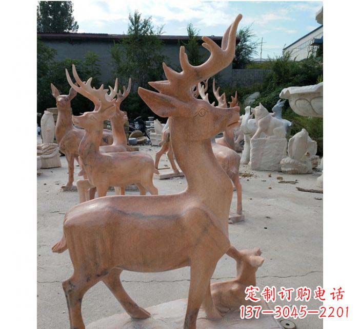 泸州晚霞红驯鹿动物公园石雕
