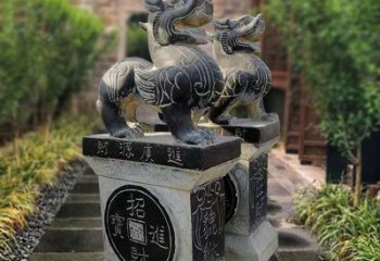 泸州貔貅石雕小区看门雕塑
