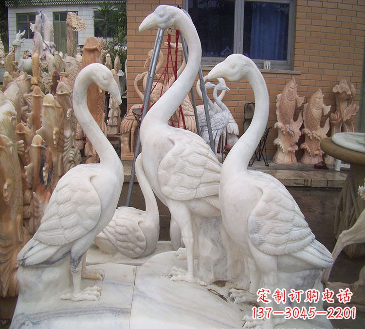 泸州仙鹤衔树枝 石雕