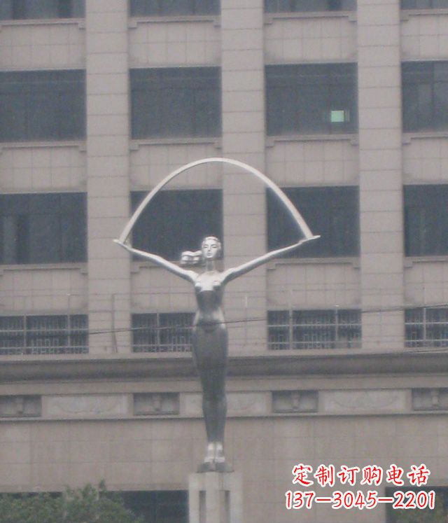 泸州校园不锈钢女孩雕塑