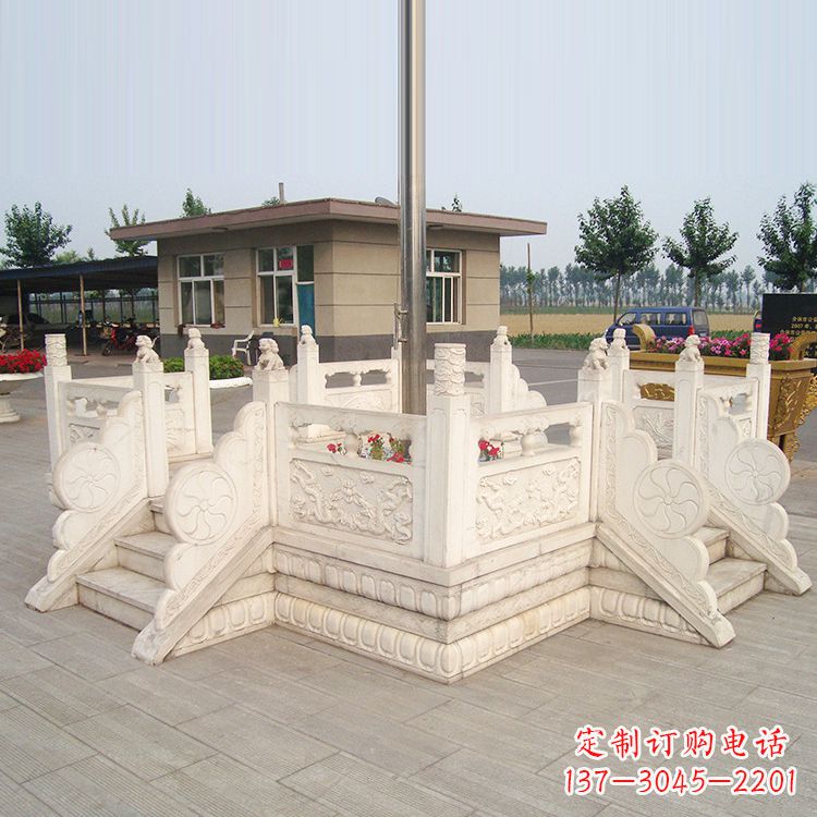 泸州学校校园芝麻白广场升旗台
