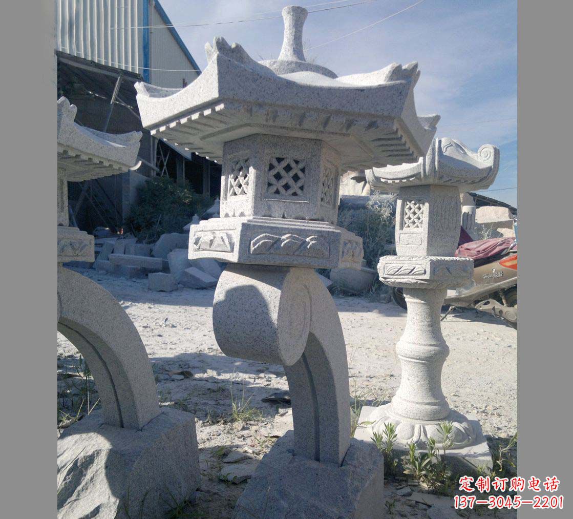 泸州园林景观草坪石灯雕塑
