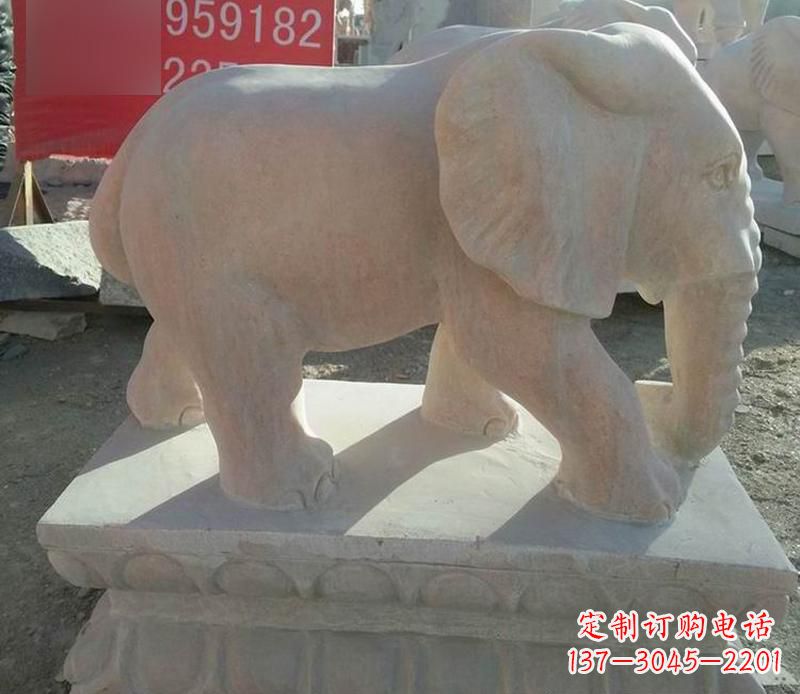 泸州园林晚霞红大象雕塑