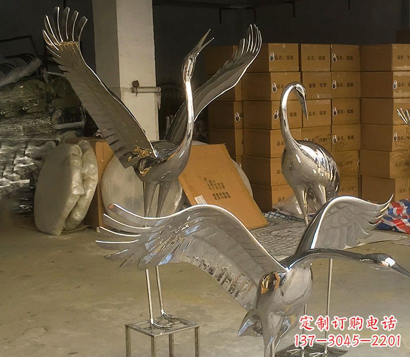 泸州园林云中仙鹤不锈钢雕塑