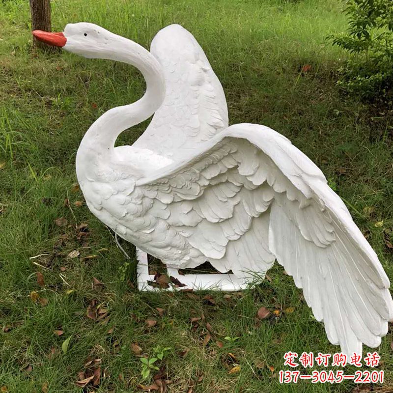 泸州展翅飞翔白天鹅仿真发光动物雕塑