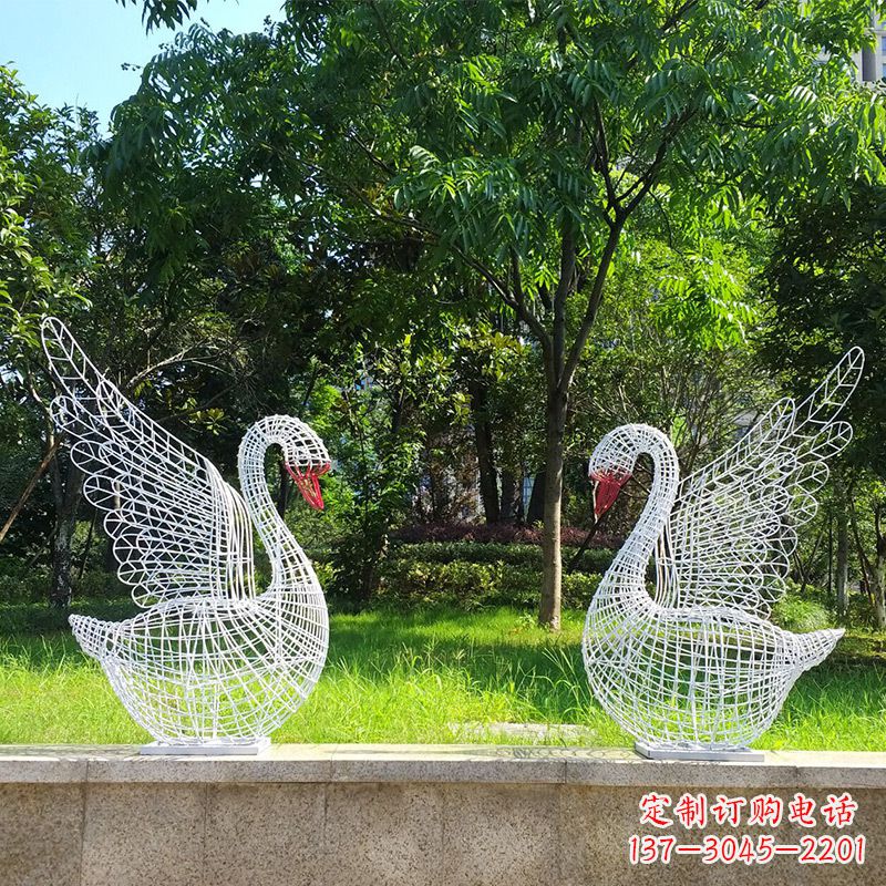泸州展翅天鹅网格雕塑-上色款
