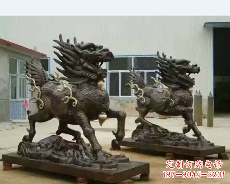 泸州铸铜踏浪麒麟雕塑
