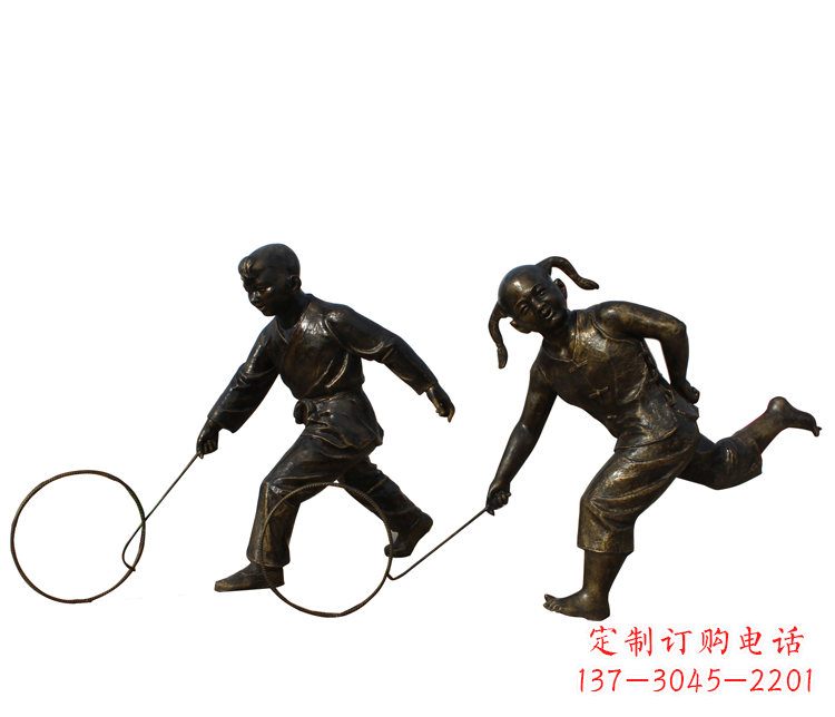 泸州公园滚铁环的儿童铜雕
